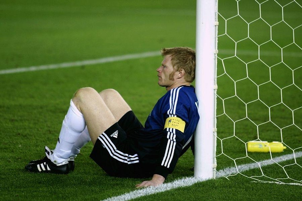 足球迎来了一个最让人遗憾的告别,足球那些感人的事