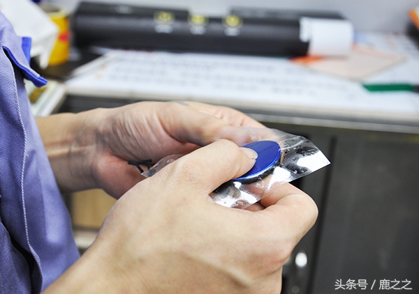 保时捷迈卡隐形车衣,保时捷贴什么隐形车衣