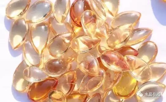 该怎么鉴别真水晶和假水晶,如何辨别真的水晶和假的水晶