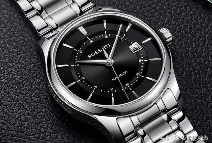 手表保修卡一般为多久,手表保修卡有一点涂改不给保修