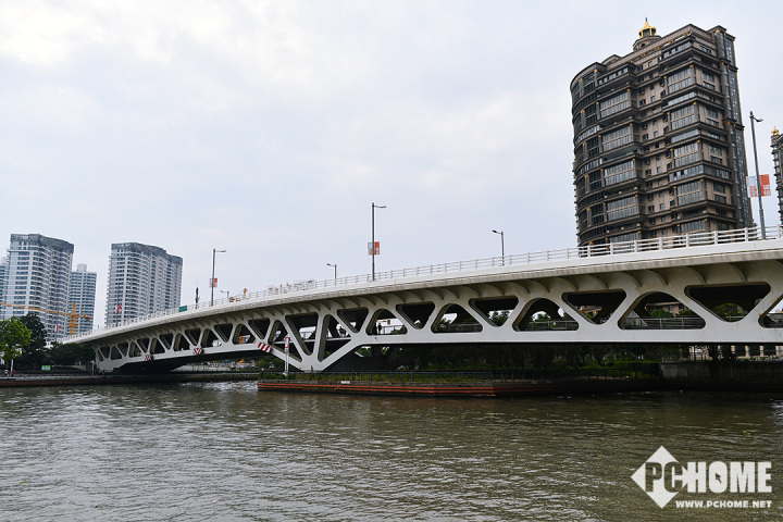 尼康d850全画幅高端相机怎么选,尼康全画幅单反d850