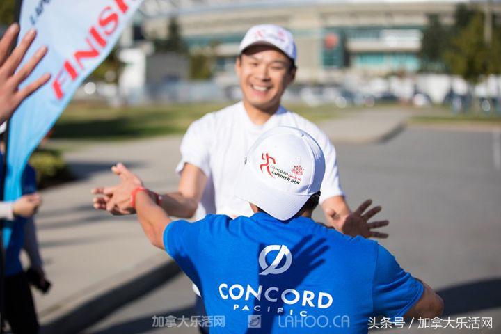 乐活体育节:ConcordLapowerRun帅哥美女实力抢镜