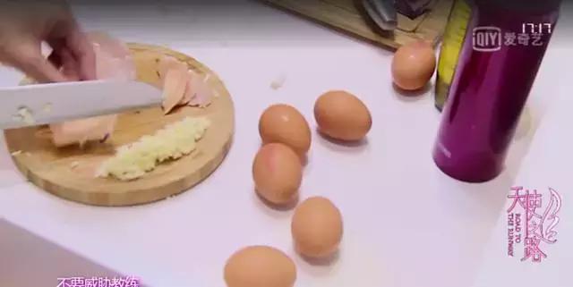 如何拥有超模,怎么拥有小白牙