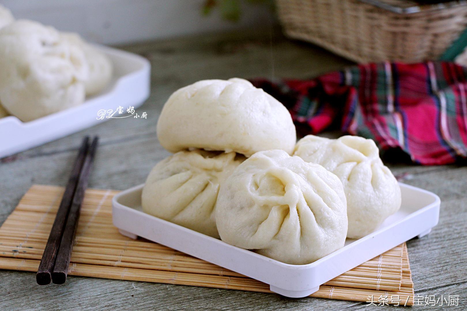 萝卜素馅包子最好吃的做法,自制香喷喷的猪肉萝卜馅包子