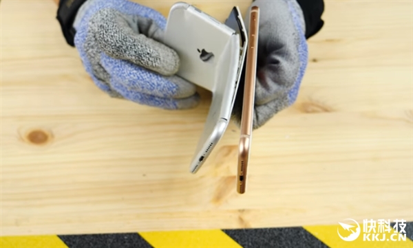 iphone8极限耐用度测试,iphone8按压反馈好厉害