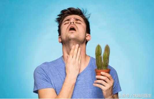 下巴淋巴结肿大嗓子也疼怎么回事,嗓子肿了淋巴结也肿了吃点什么药