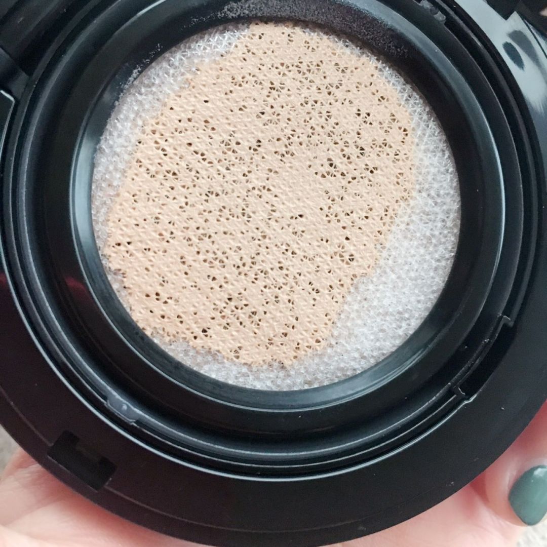 还在犹豫买哪款？下半年秋冬气垫粉饼新品完整开箱+试用心得公开