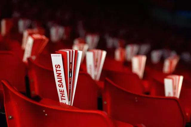 鑻辫秴鐞冨憳鍐欎俊,鑻辫秴鐞冭糠鎰熷姩钀芥唱