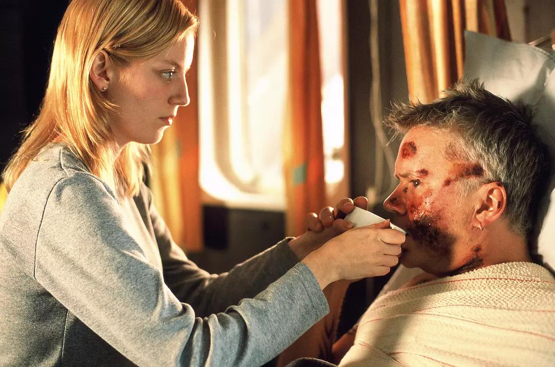 西班牙高分电影解说,西班牙电影看不见的客人