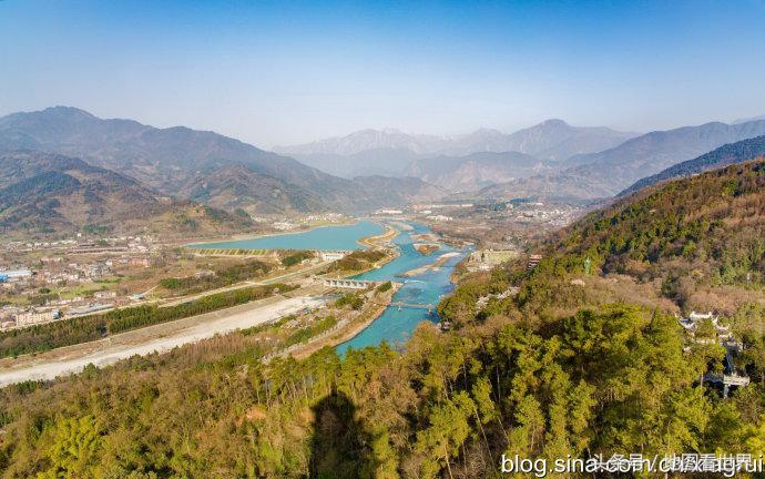 西成高铁沿线旅游,川西北高铁沿线旅游景点