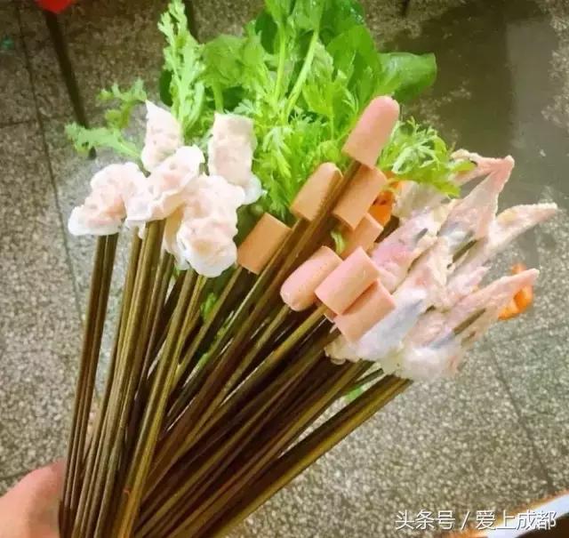 在宜宾,如果我们吃过这100样东西就结婚吧!