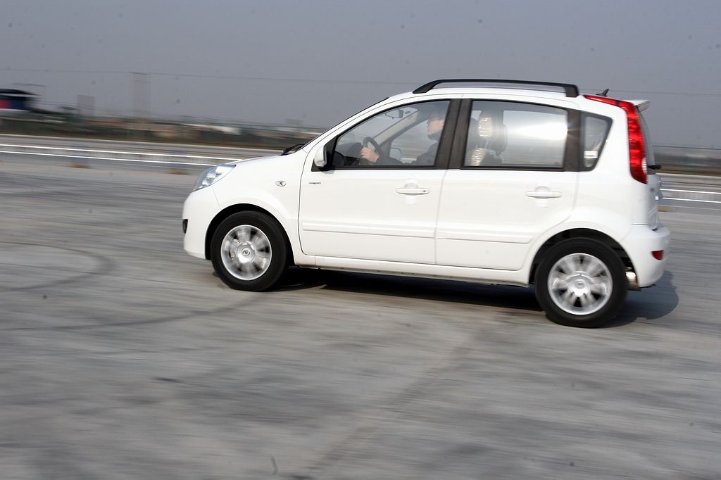 长城曾经推出的车,长城首款车型