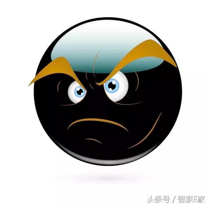 司机与收费员杠上！“你递啊”“你伸啊”！网友吵翻……