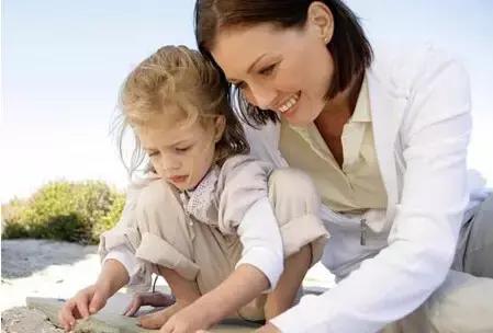 孩子与自己不亲近怎么办,孩子和我不亲近