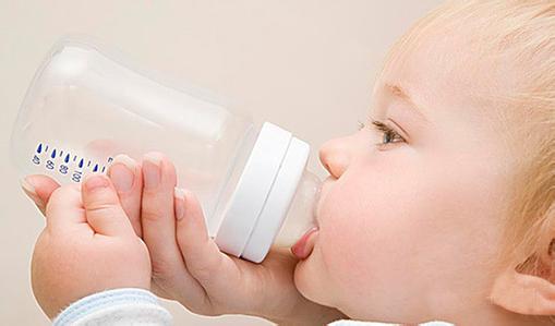 宝宝断奶不吃奶粉的12个解决办法,如何给小宝宝断奶最快最有效