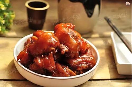 如何让菜品看起来油亮,教你1招口感脆嫩又入味