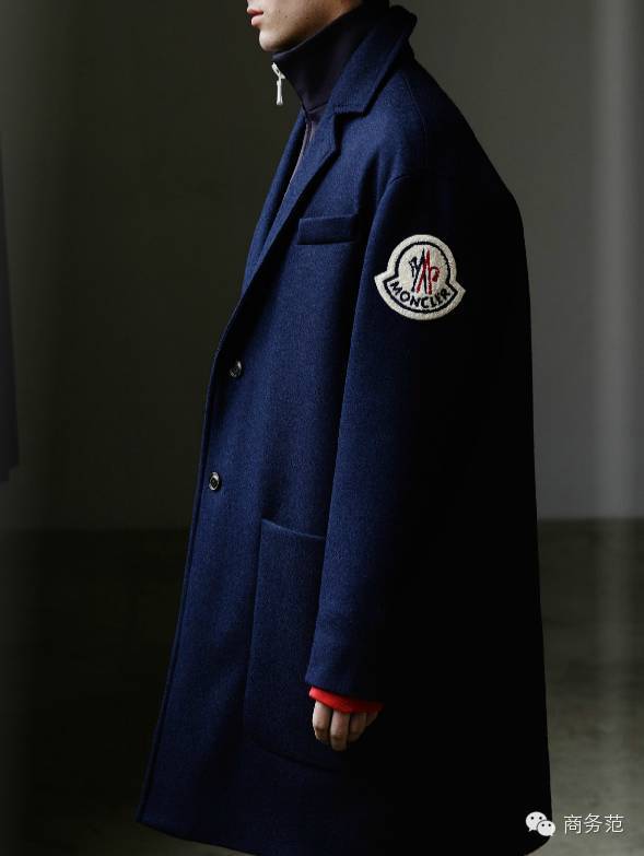 马云穿加拿大鹅牌羽绒服,马云羽绒服moncler