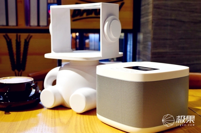 飞利浦蓝牙智能小音箱,飞利浦智能音箱