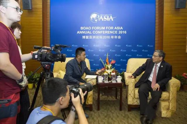 用户说|三十度没带正装,商旅人士的必备烦恼