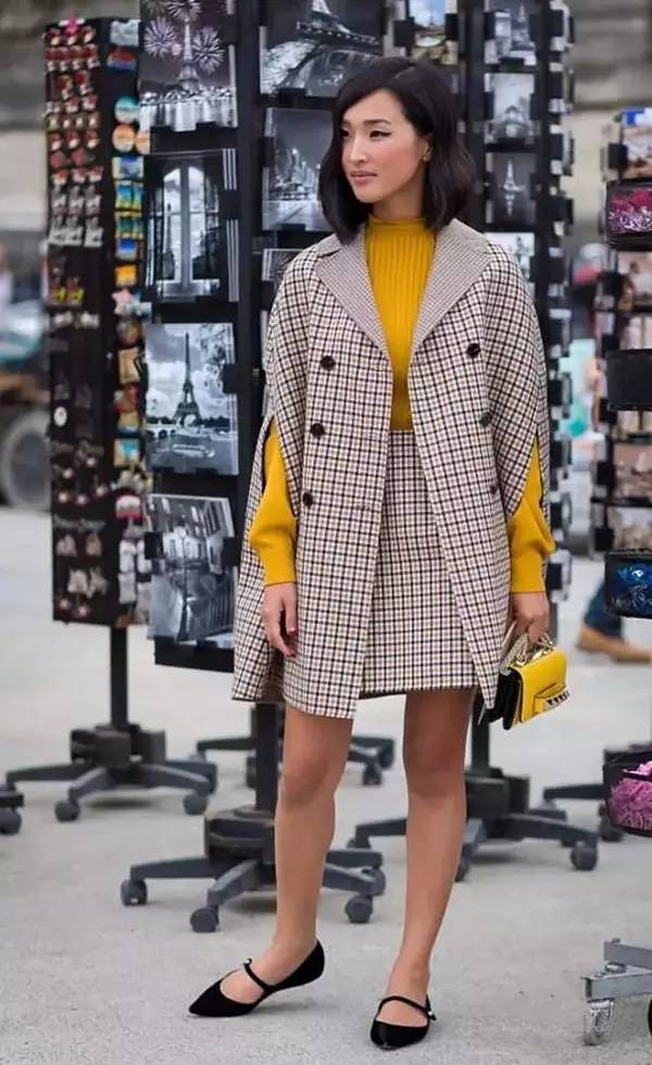 小学生怎么穿潮流时代的衣服 (小学生减龄时尚衣服)