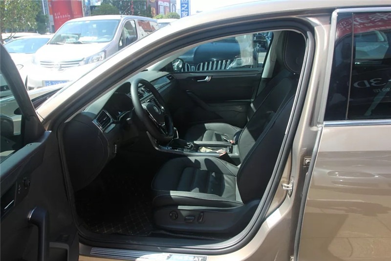 2017款帕萨特330尊荣版车主体验,帕萨特330tsi尊贵版星空版说车