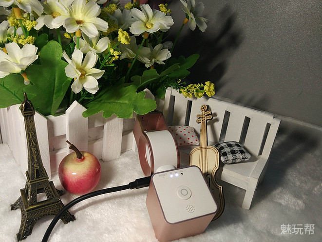 你驾驶,她帮你看风景