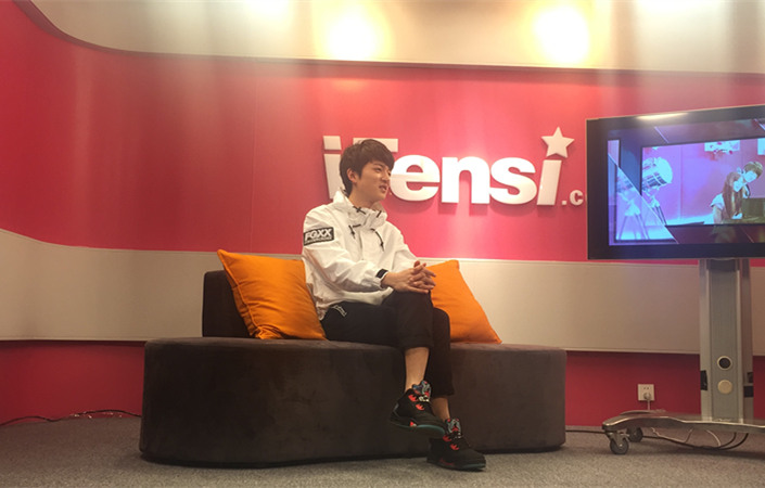 文卓抖音直播,文卓直播连麦视频