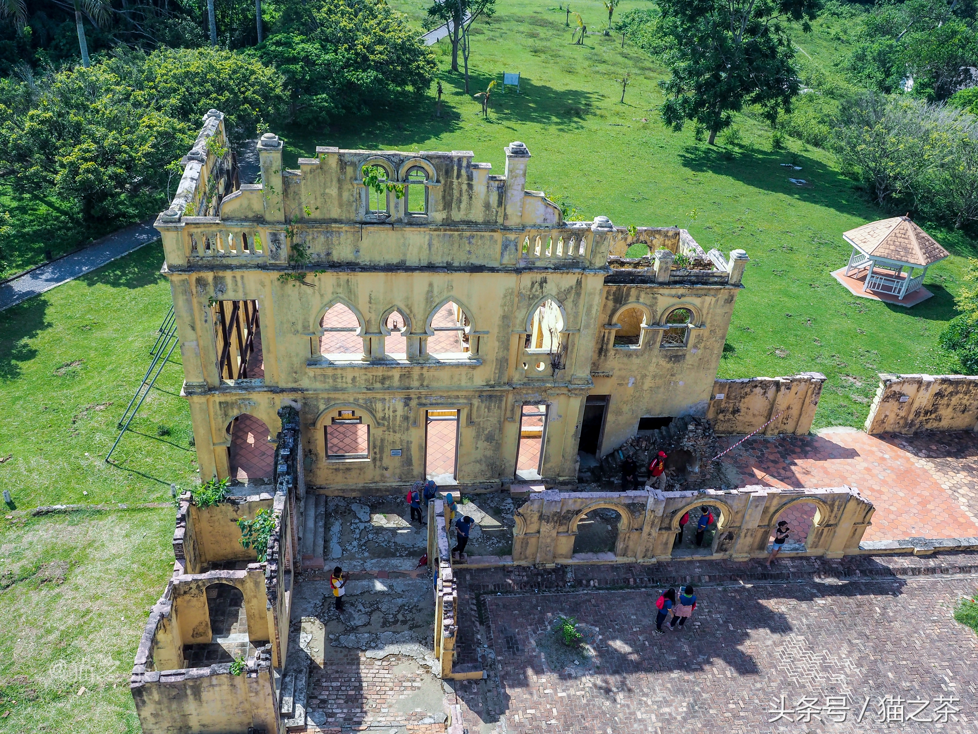 4大最恐怖荒废的城堡,探索废弃多年的诡异城堡