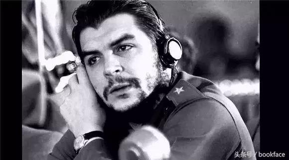 被印在衣服上次数最多的他,身中9枪而死,死后还被砍下双手