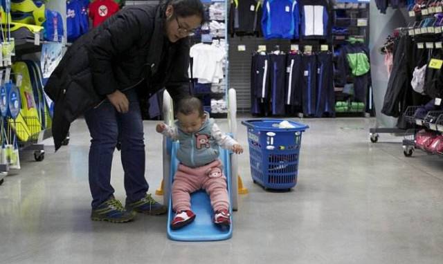 电商打不垮这家服装实体店？！只因这七招！