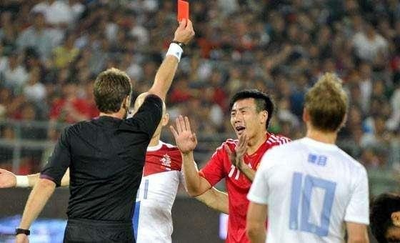 足坛五大恶人事件,足坛五大恶人被打