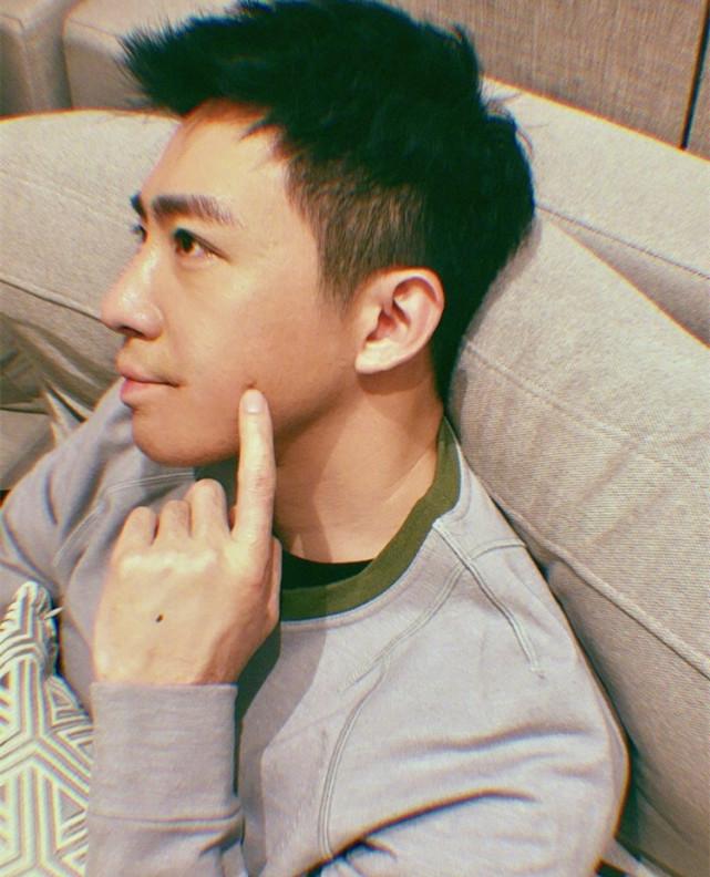 俞灏明穿西装,俞灏明帅气视频