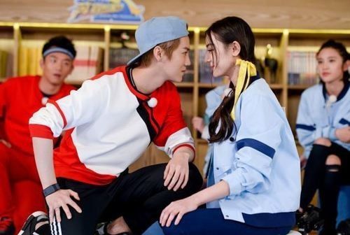 鹿晗和迪丽热巴炒cp时有对象吗,鹿晗和迪丽热巴被炒cp