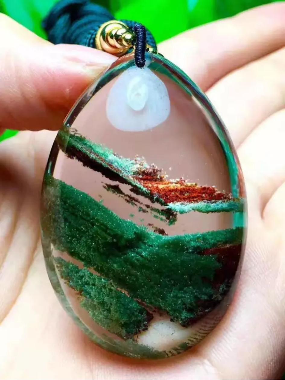 天然水晶和人工水晶的分辨,天然水晶与人造水晶镜的鉴别