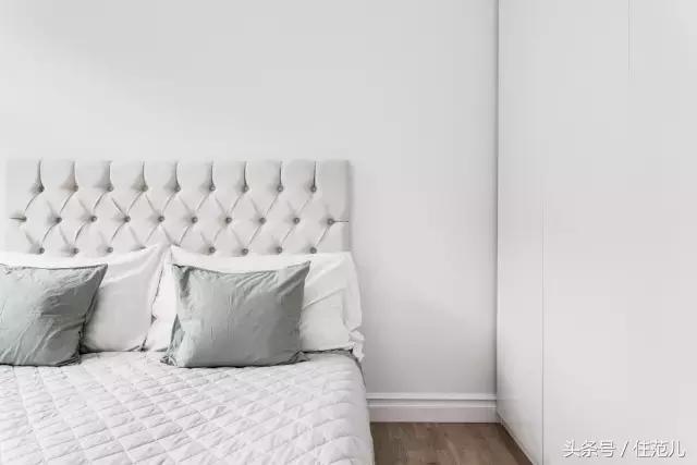 瞧，这是我去欧洲看的二手房，对比发现中国开发商简直就是渣！