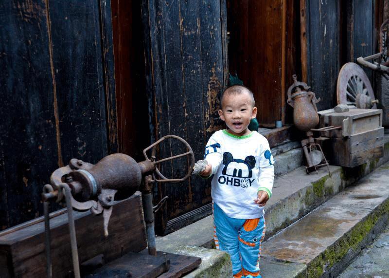 我们彼此相爱就是为民除害的意思,我们彼此相爱就是为民除害免费