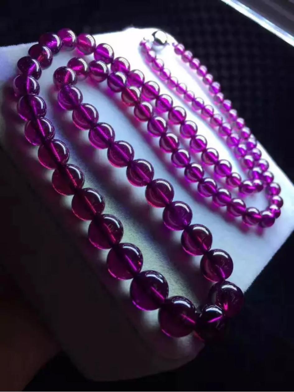 天然水晶和人工水晶的分辨,天然水晶与人造水晶镜的鉴别