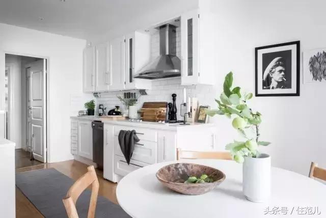 瞧，这是我去欧洲看的二手房，对比发现中国开发商简直就是渣！