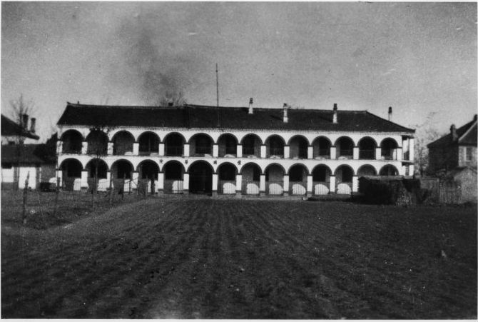 中国早期教会医院的特点有什么,解放前的教会医院