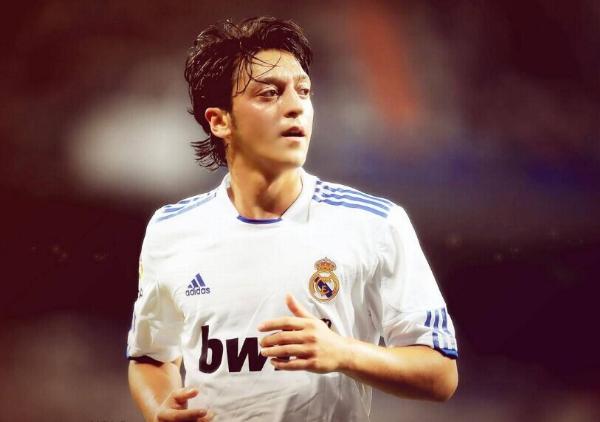 厄齐尔的续约,阿森纳厄齐尔交换皇马