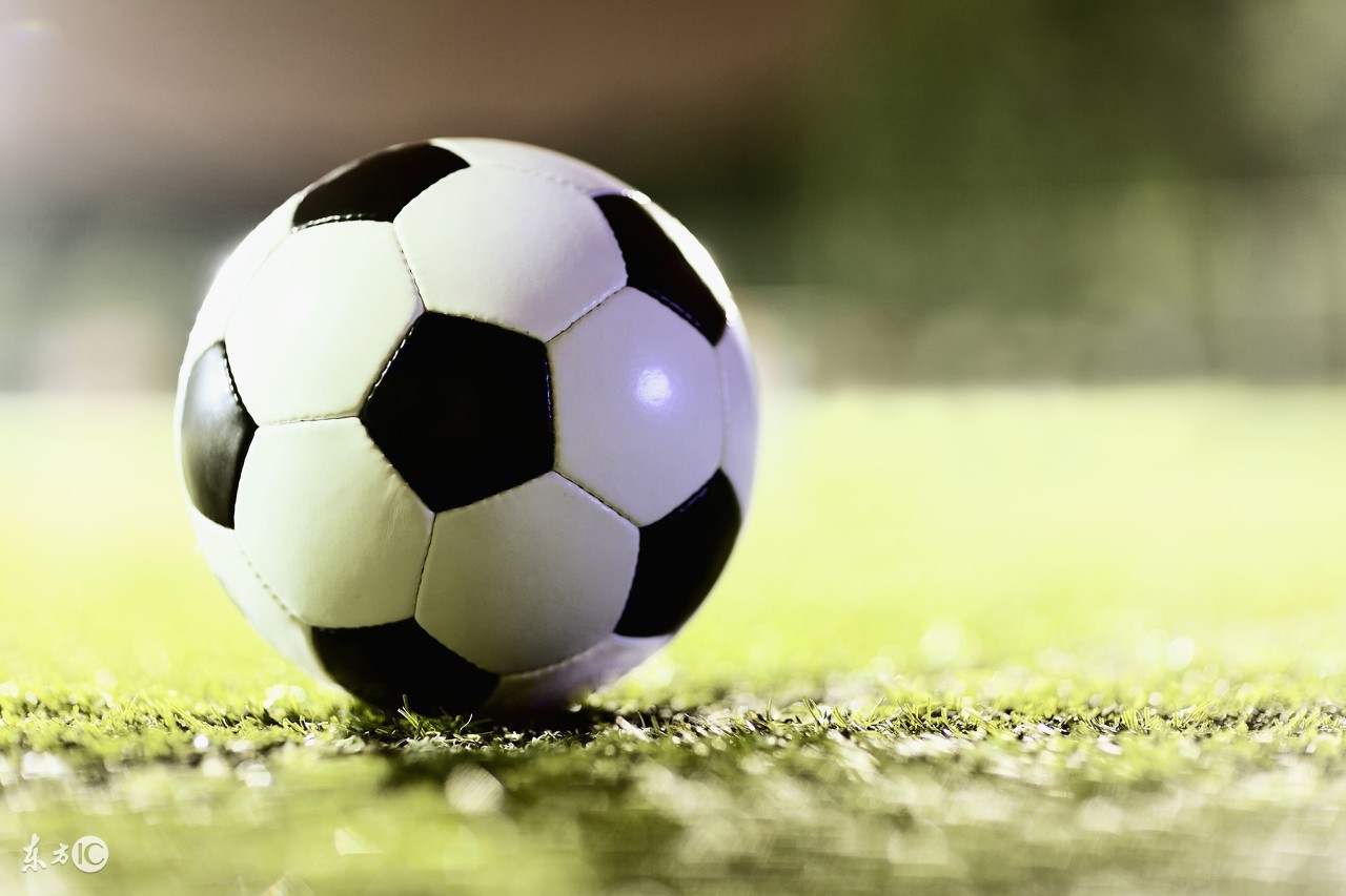 业余足球队八人制比赛,业余足球九人制技战术