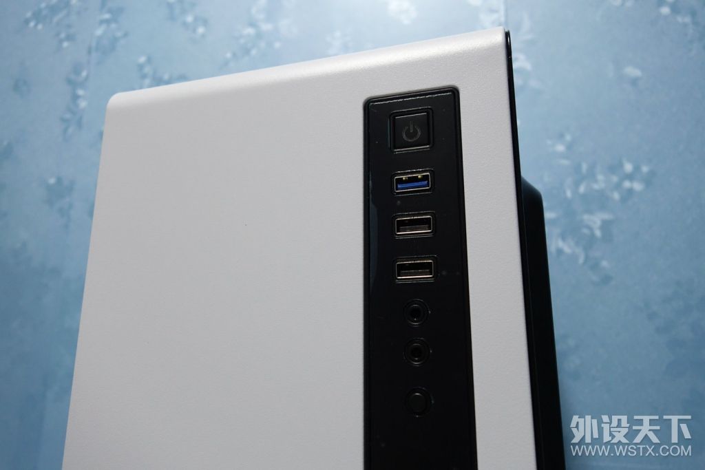 性价比最低吃鸡主机,先马工匠5号机箱装机流程