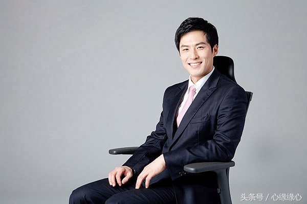 如果40岁你未嫁我未娶,如果让你选你会选哪个做老公