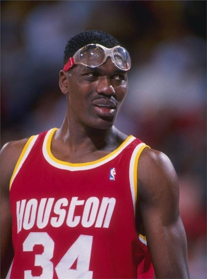 哈基姆奥拉朱旺nba2kol2盖帽,1995年哈基姆奥拉朱旺总决赛数据