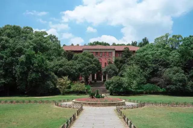 做接地气的科学家！讲阿婆都能听得懂的科学！