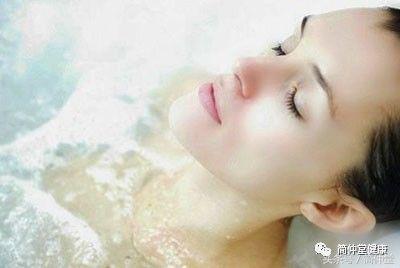 怎么消除双下巴上的肉,医美怎么样消除双下巴