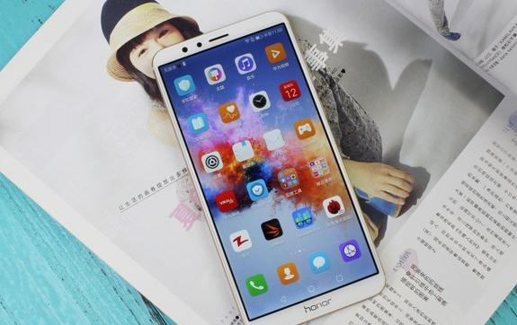 荣耀7x最新评测,荣耀7x屏幕素质评测