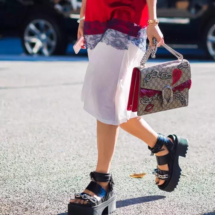 提到老花就只能想起LV？这些被你遗忘的品牌很不甘心！