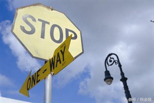 缃戣捶琛屼笟鑷晳,缃戣捶鏈矾姹傜敓浜掗噾琛屼笟杩庡ぇ鍙樺眬