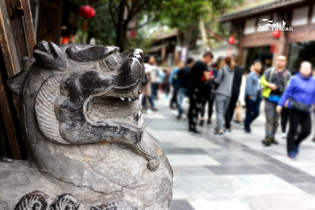 三星galaxyc8港版,三星galaxyc8像素